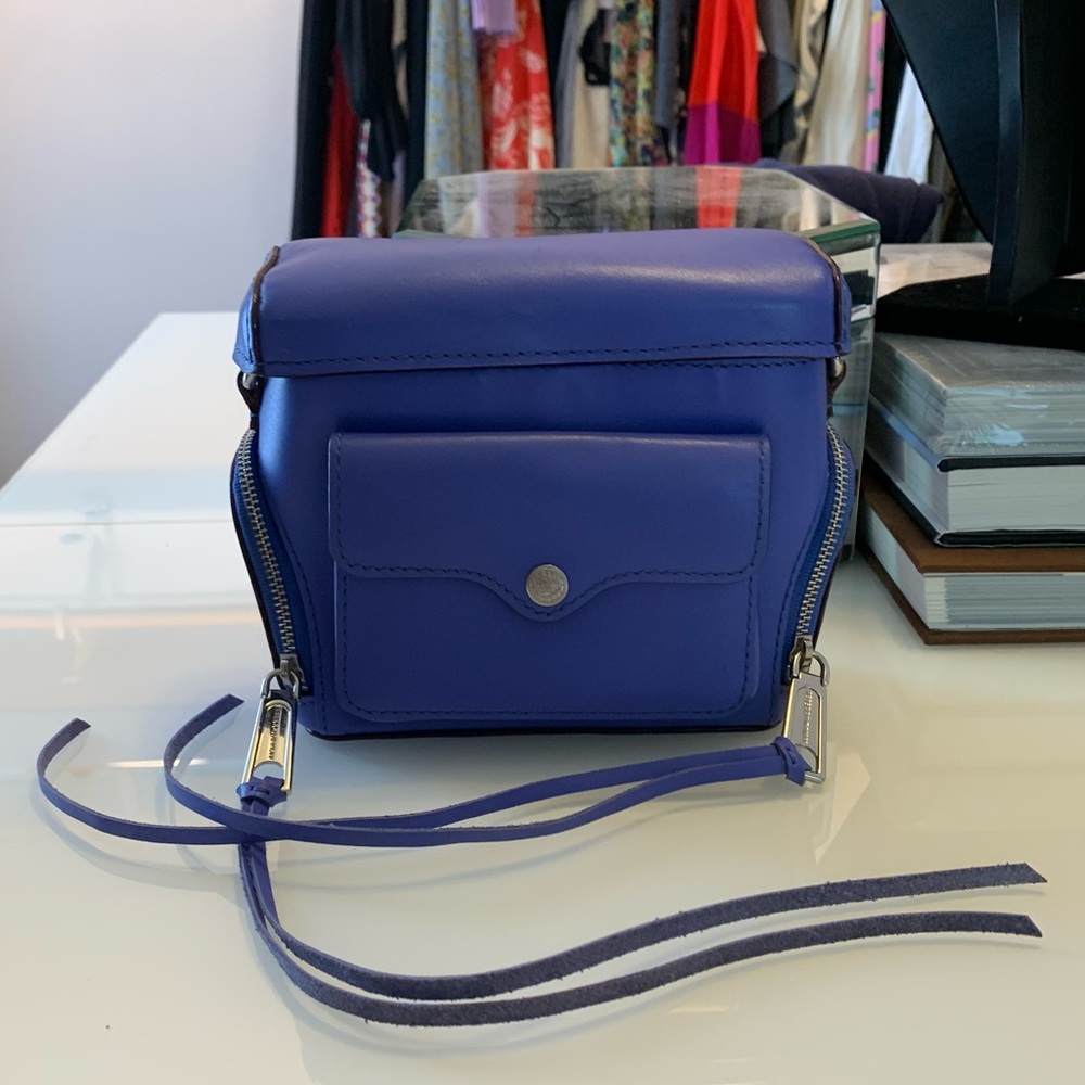 REBECCA MINKOFF Craig Camera Bag in Periwinkle